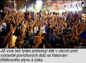 [Revoluce začíná v Růžových horách]