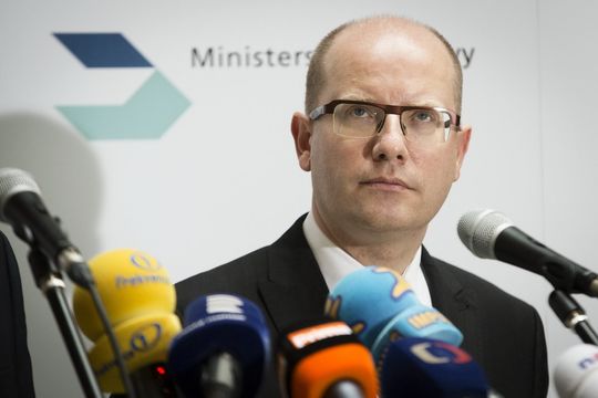 [Premiér ČR...]