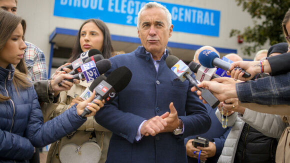 [Călin Geor...]